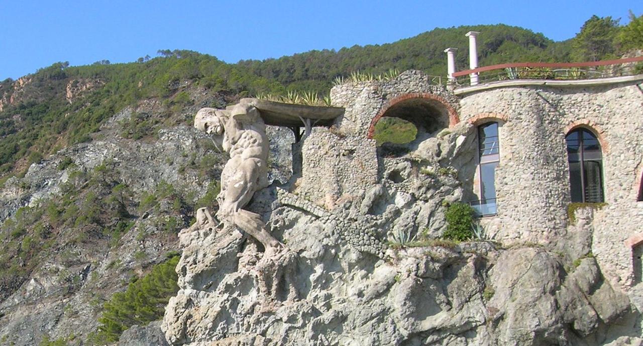 モンテロッソ・アル・マーレCasa Natalinaアパートメント エクステリア 写真